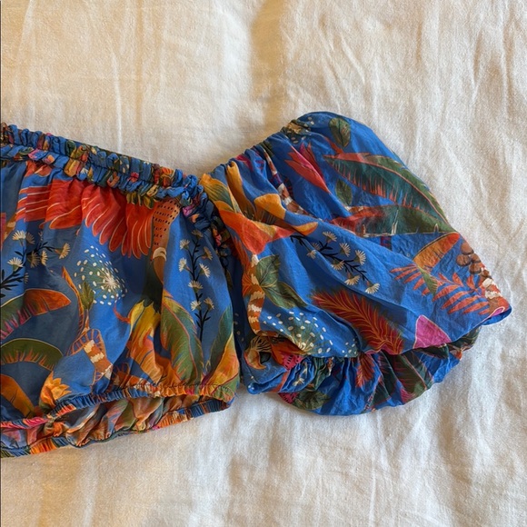 FARM Rio Off-Shoulder Crop Top - Picture 3 of 6